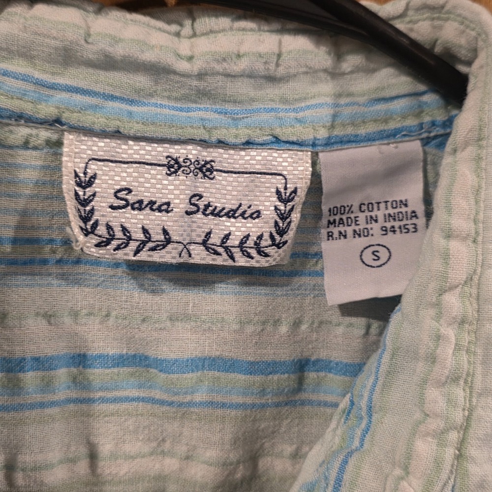 Sara Studio Button-Up‎ Shirt Womens Small White Blue Striped Short Sleeve Pocket - Picture 4 of 4